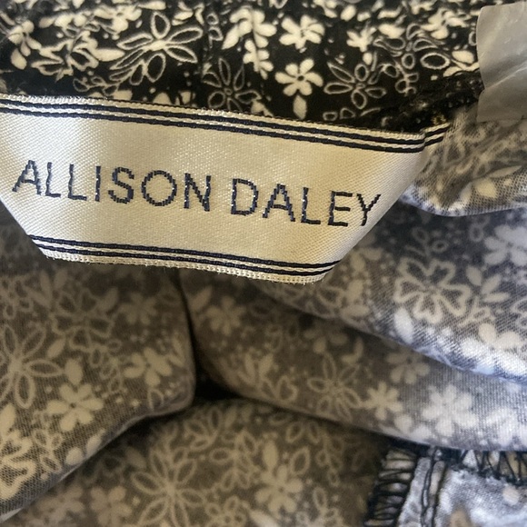 Allison Daley Caprice - Picture 6 of 9